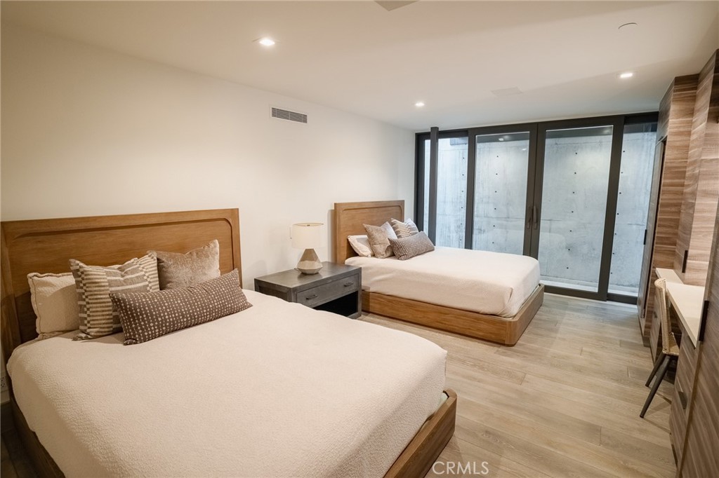 The Strand at Headlands (STRN) - Residential