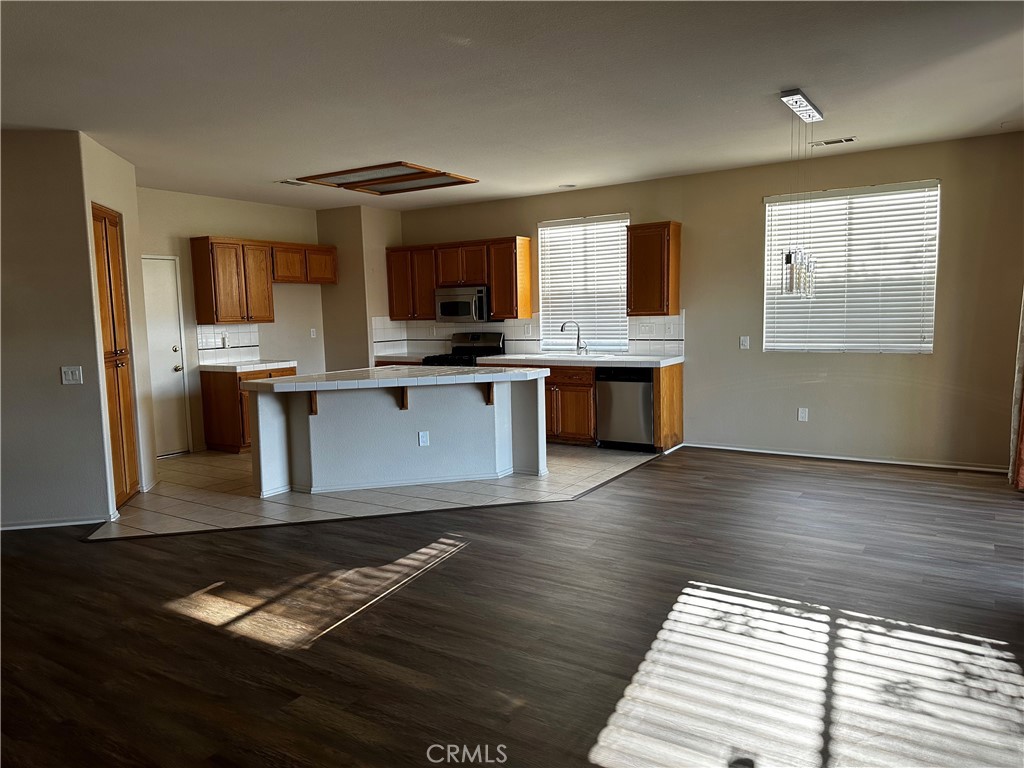 Photo 2 of 4 of 31683 Canyon Estates Drive house
