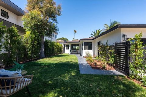 A home in Manhattan Beach