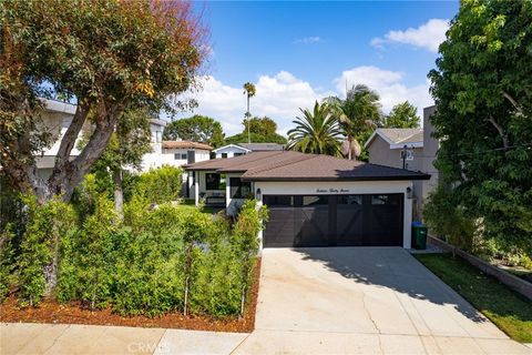 A home in Manhattan Beach