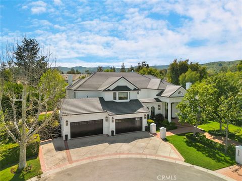 550 Unique Lane Simi Valley CA 93065