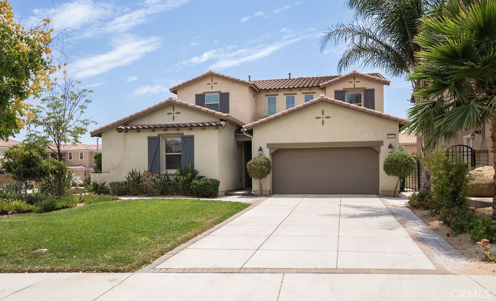 13263 Los Robles Court