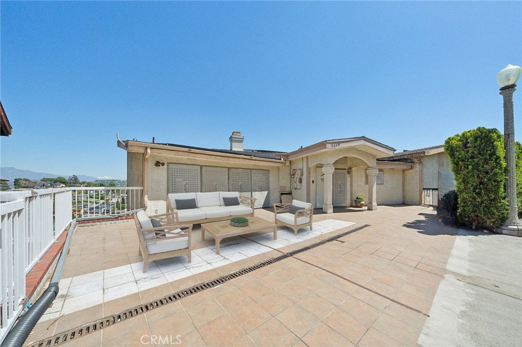 View Los Angeles, CA 90039 house