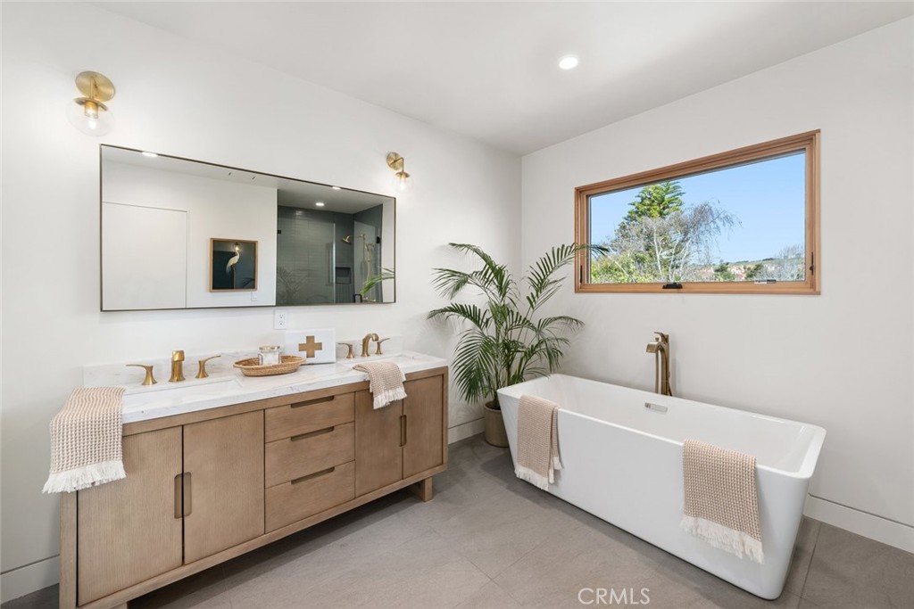 Pismo Beach (360) - Residential