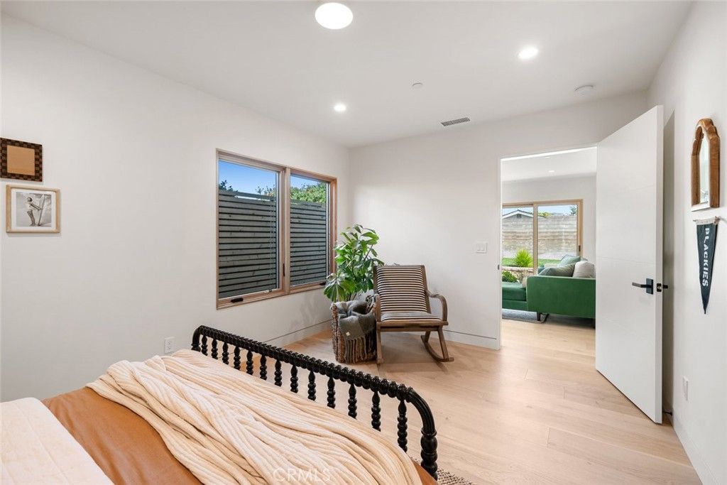 listing image 55