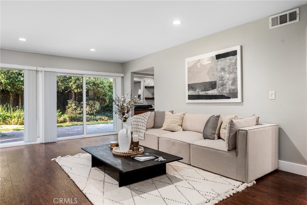 View Whittier, CA 90605 townhome