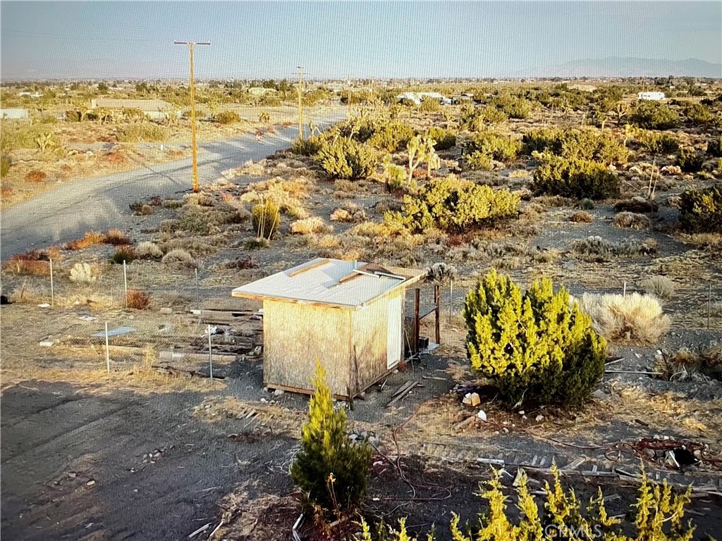 3123 Coyote Road