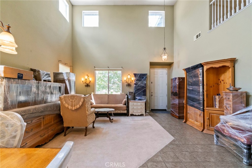 Photo 6 of 43 of 44516 Camolin Lane house