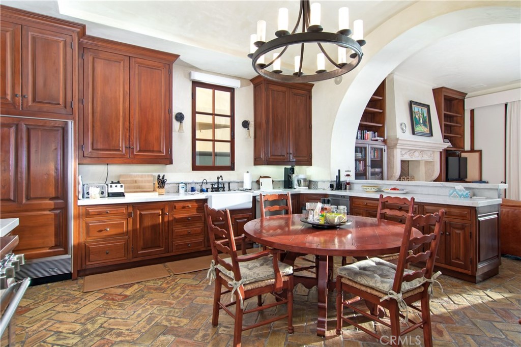 Ritz Cove (RC) - Residential