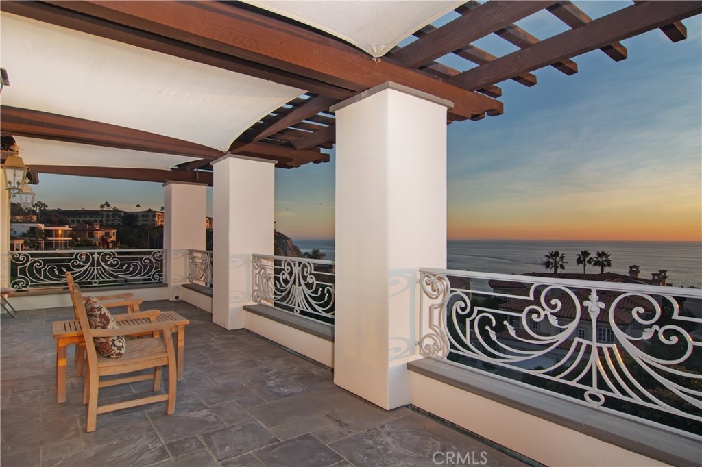 Ritz Cove (RC) - Residential