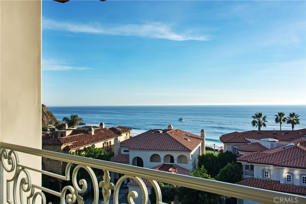 Ritz Cove (RC) - Residential