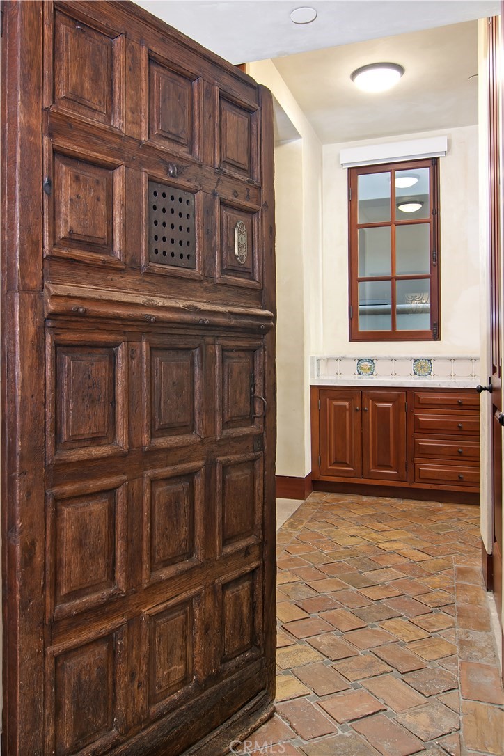 Ritz Cove (RC) - Residential