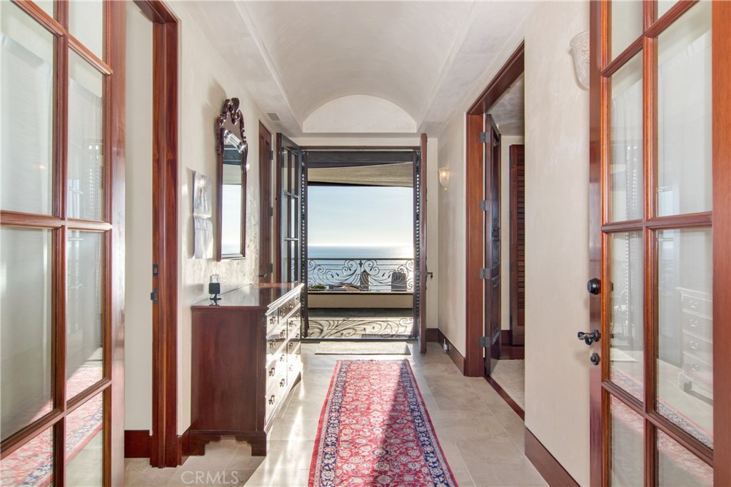 Ritz Cove (RC) - Residential