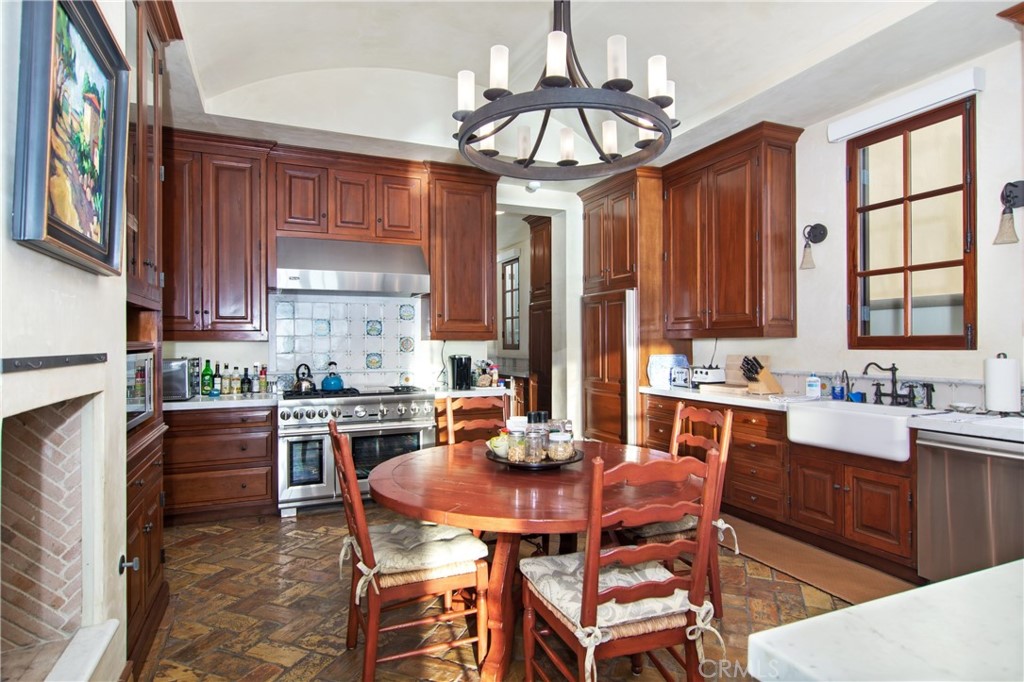 Ritz Cove (RC) - Residential