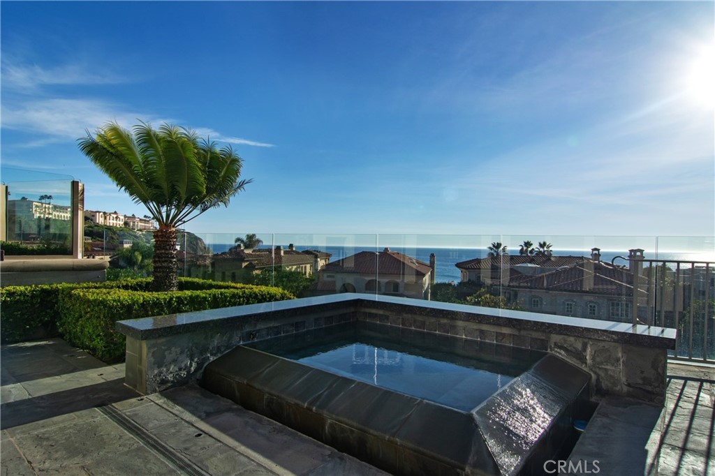 Ritz Cove (RC) - Residential