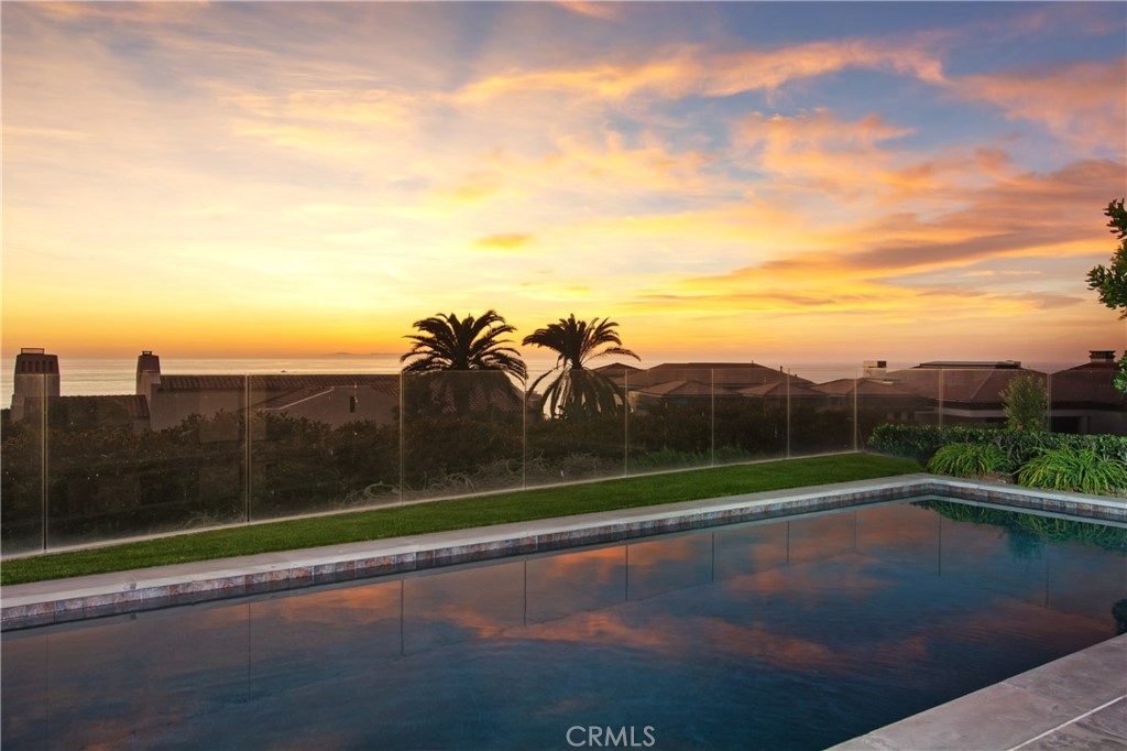 Ritz Cove (RC) - Residential