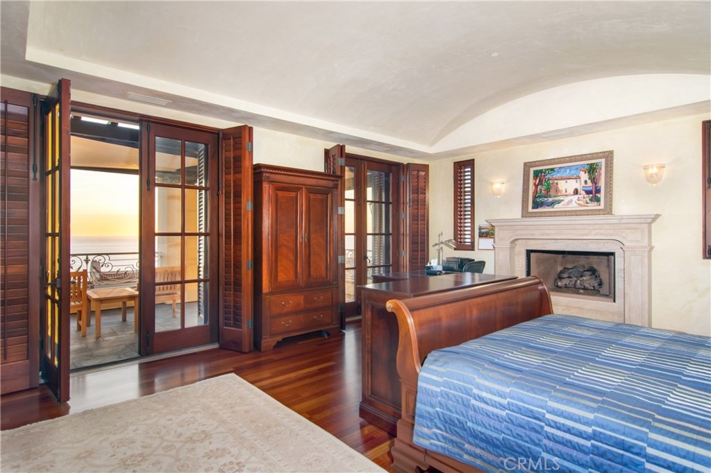 Ritz Cove (RC) - Residential