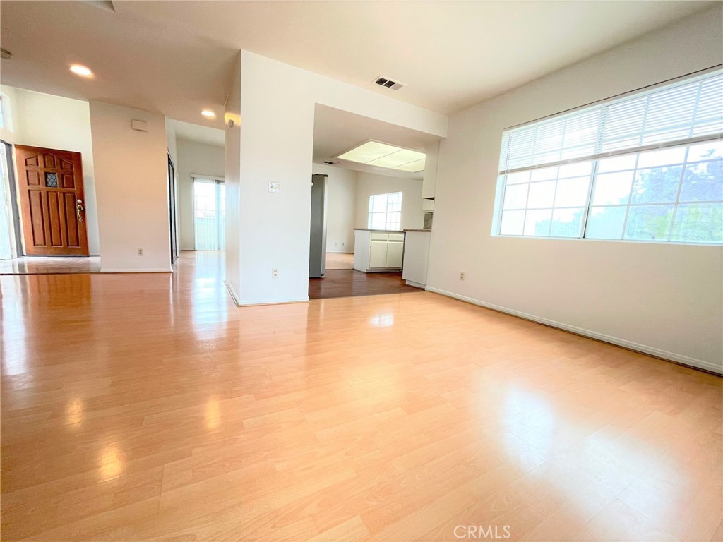 Photo 12 of 34 of 617 Hazel Avenue condo