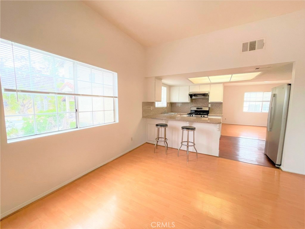 Photo 13 of 34 of 617 Hazel Avenue condo