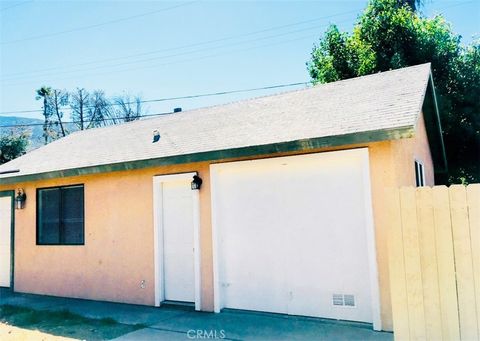 A home in Lake Elsinore