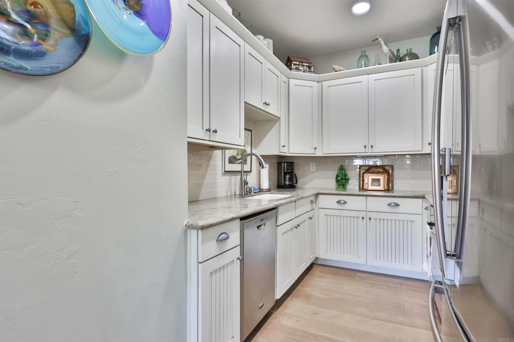 VILL - Residential Lease