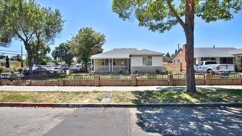 Photo of 1246 S Baker Street, Santa Ana, CA 92707 (MLS # OC25074239)