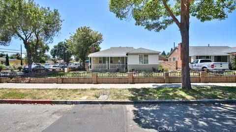 1246 S Baker Street, Santa Ana, CA 92707 - MLS#: OC25074239