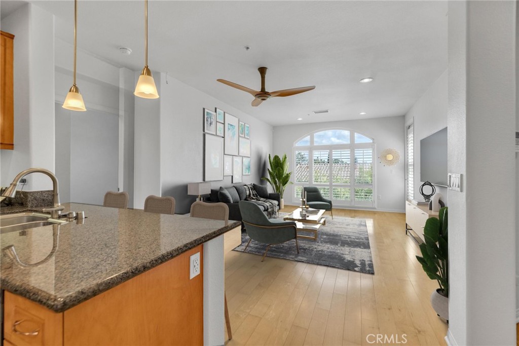 3887 Pell Place 414