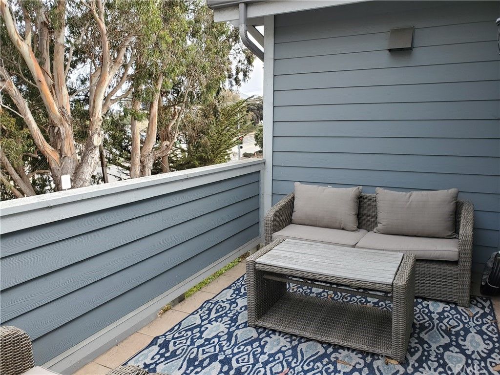 listing image 130726056008303861149