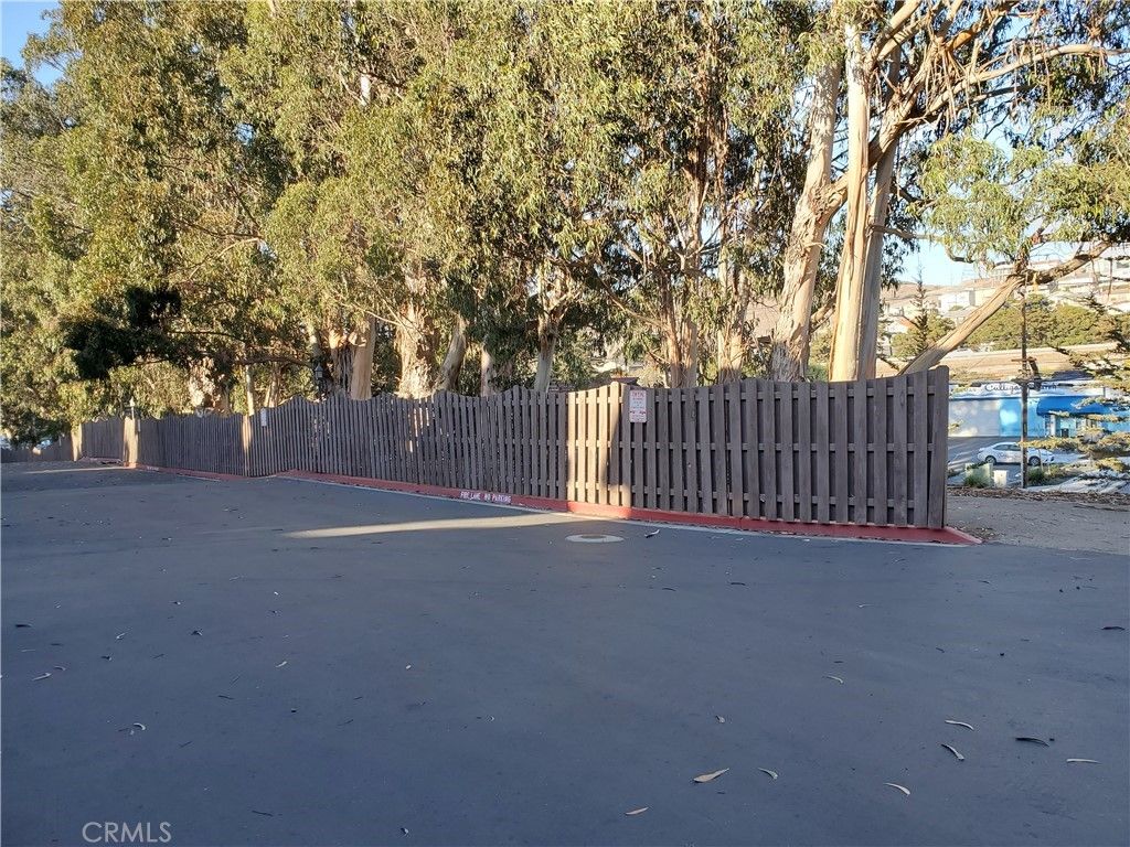 listing image 130720307525369782801