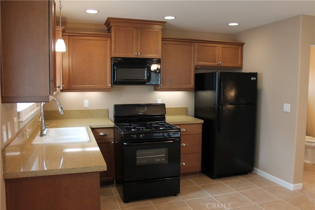 listing image 130728304217135666940