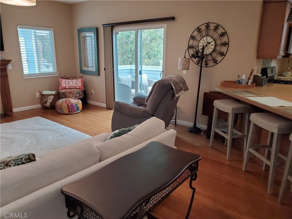 listing image 130722727490515748373