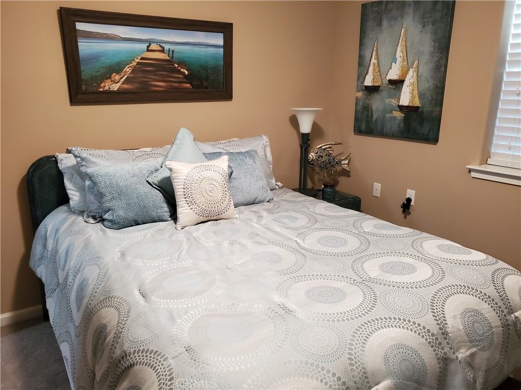 listing image 130724883705820682098