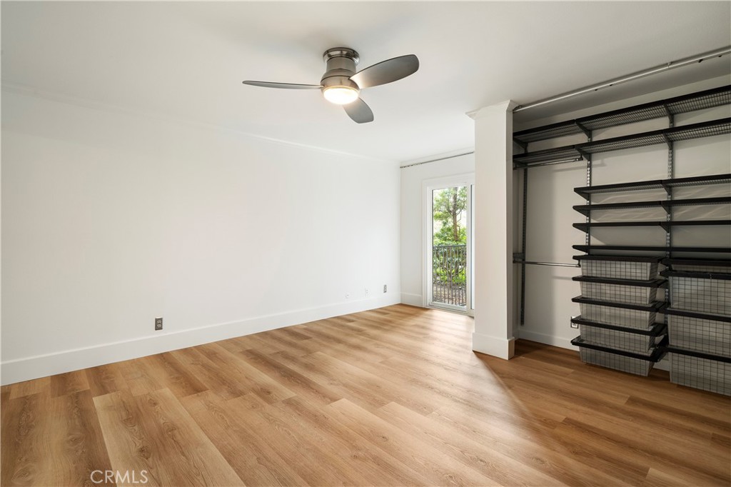 Versailles (VERS) - Residential