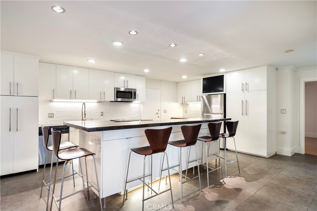 Versailles (VERS) - Residential