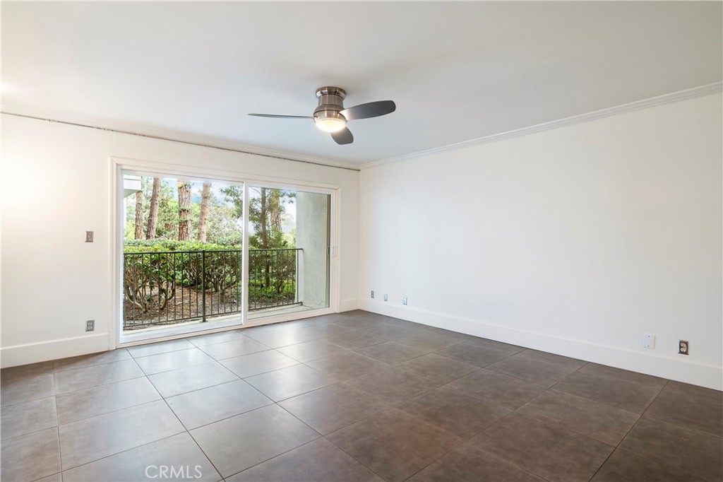 Versailles (VERS) - Residential