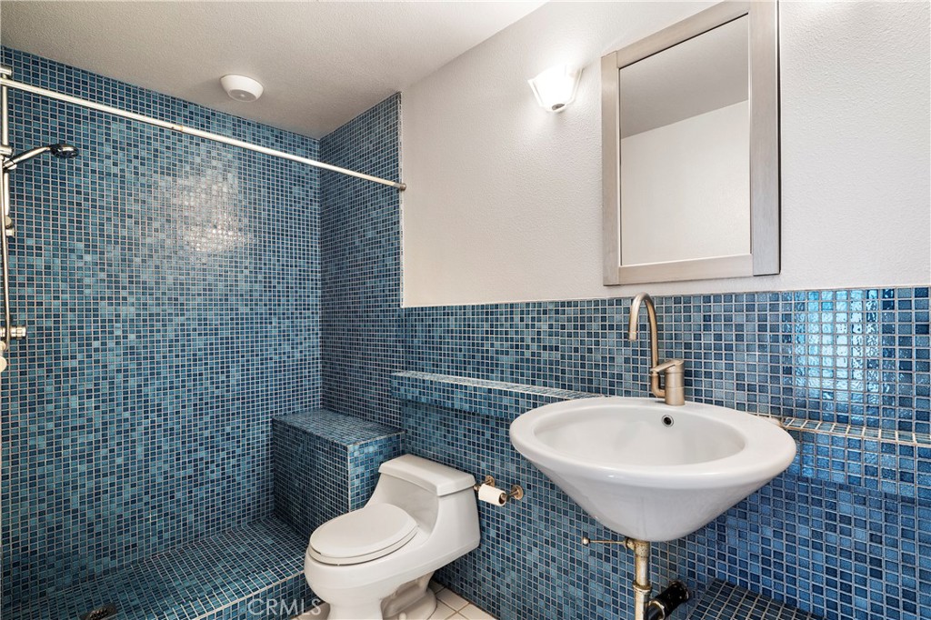 Versailles (VERS) - Residential