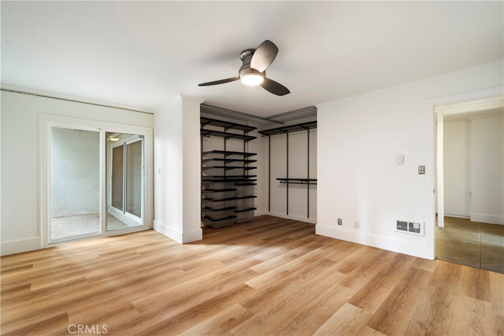 Versailles (VERS) - Residential