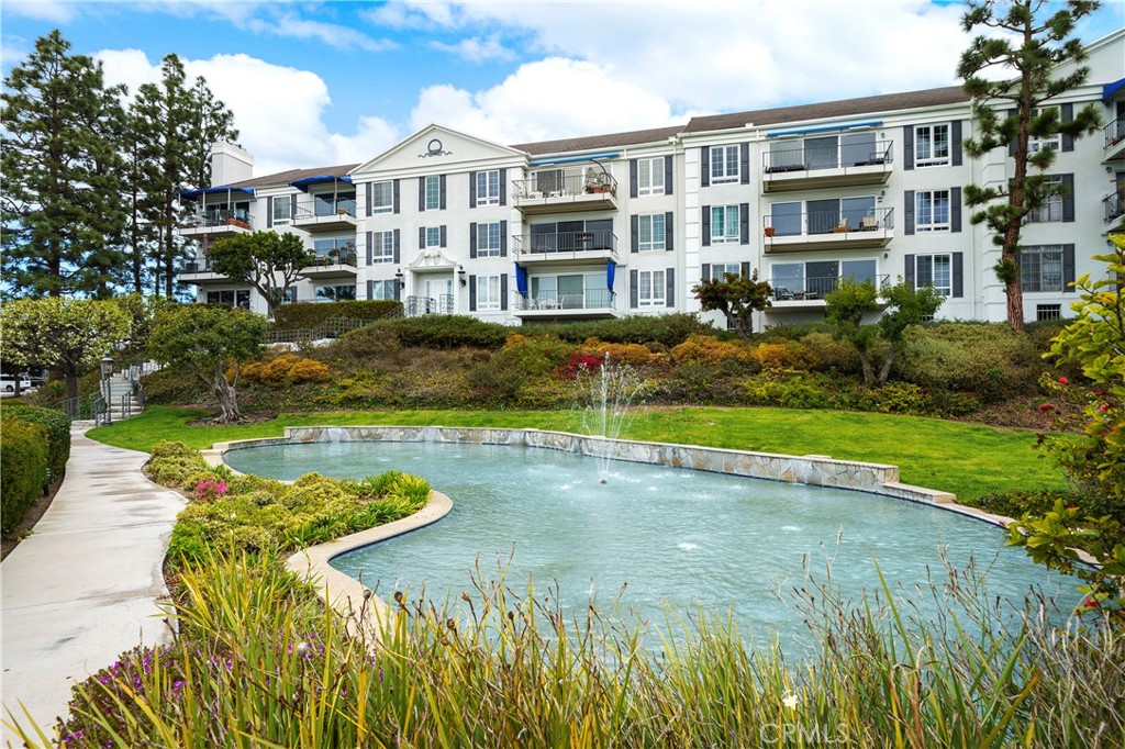 Versailles (VERS) - Residential