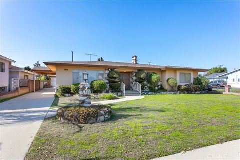 11535 Rives Avenue Downey CA 90241