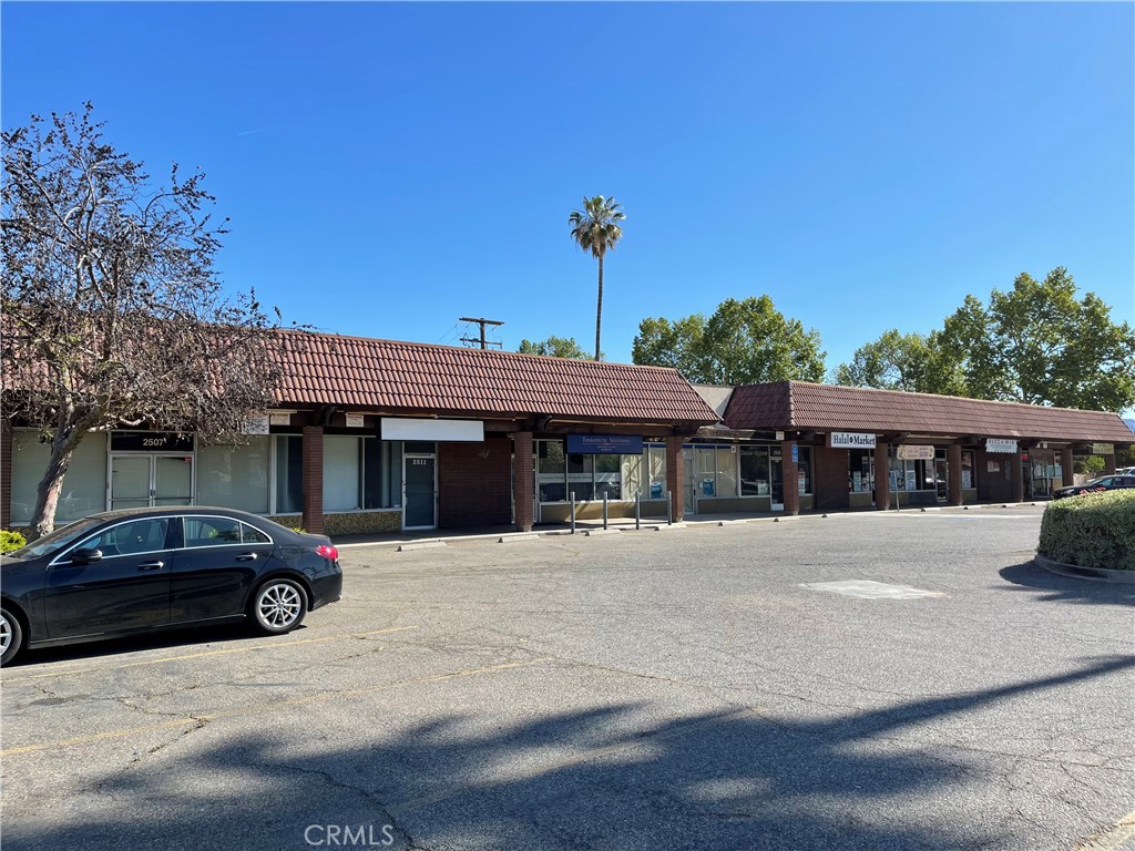 2503 Royal Avenue