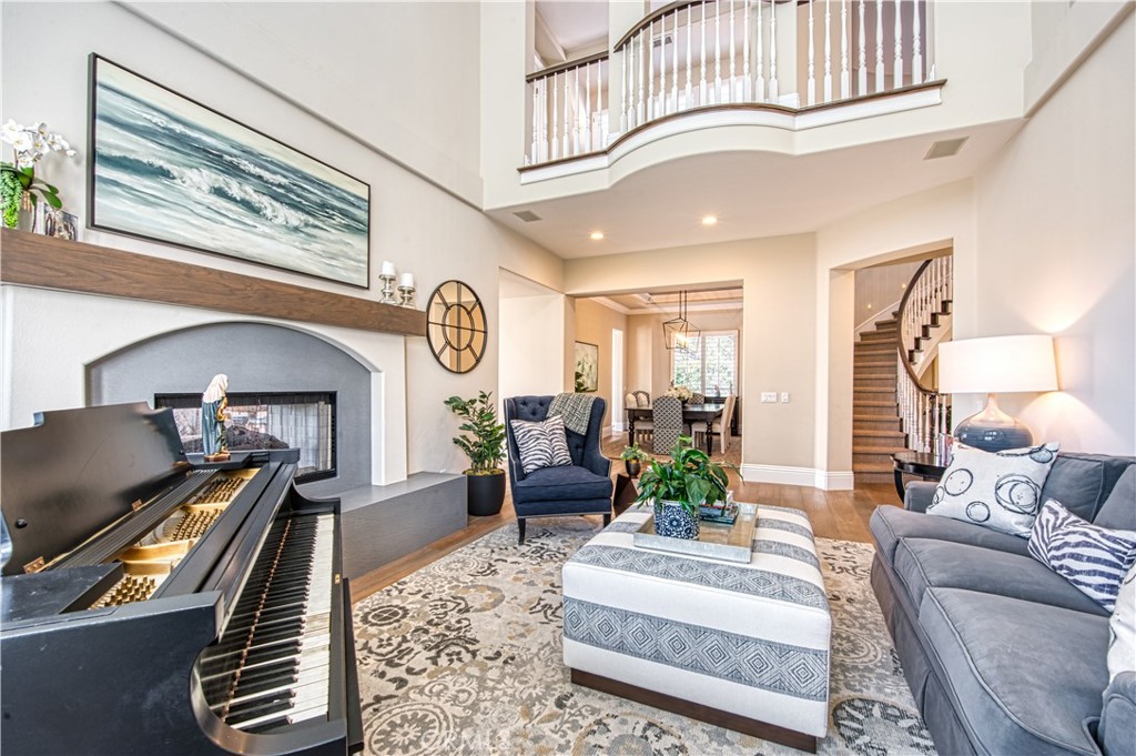 30 Lake View Drive