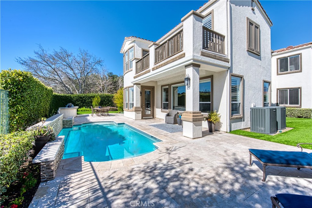 30 Lake View Drive