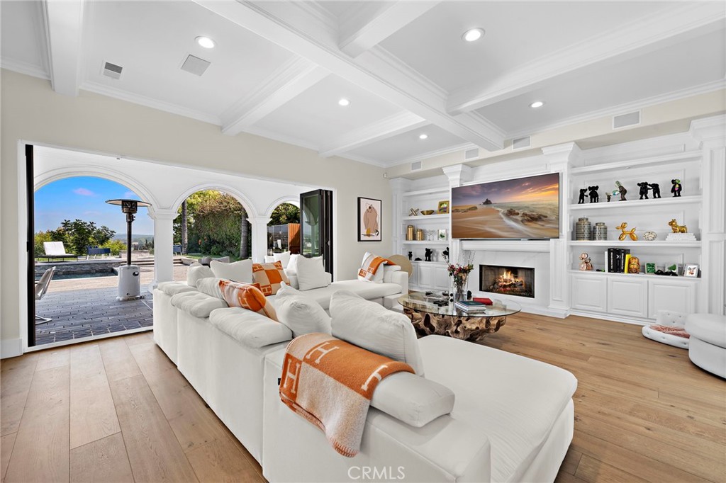 Nellie Gail (NG) - Residential