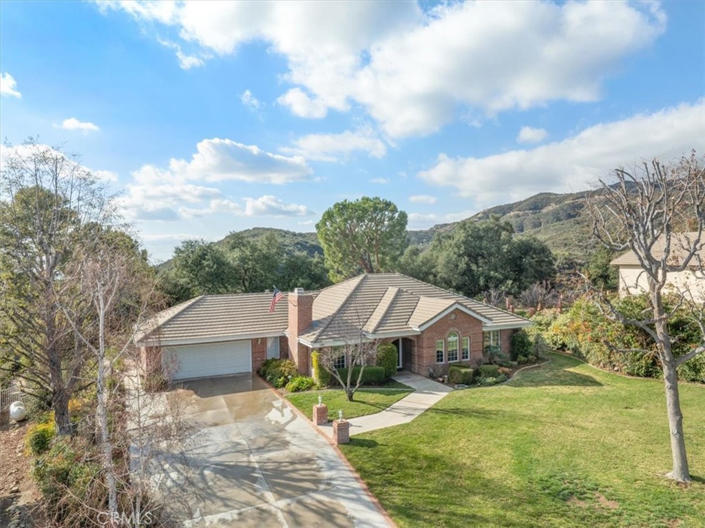 13154 Oak Crest Drive