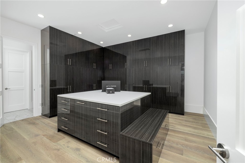 Mainland (HHML) - Residential