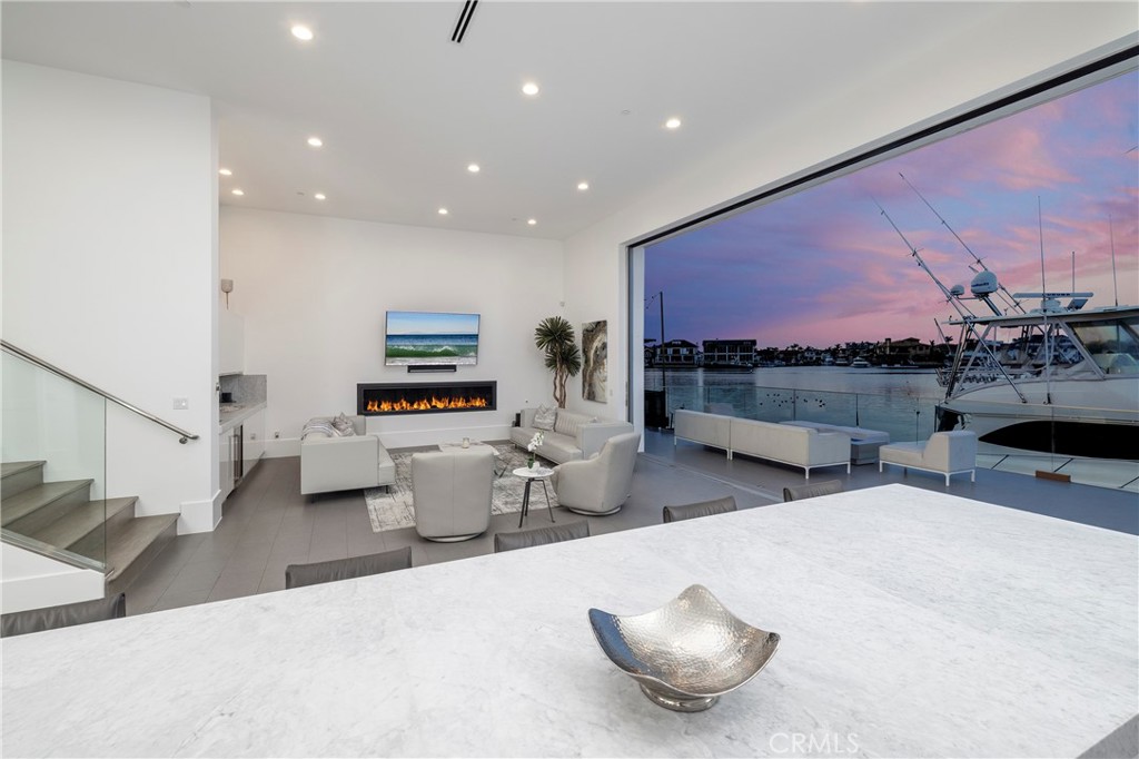 Mainland (HHML) - Residential