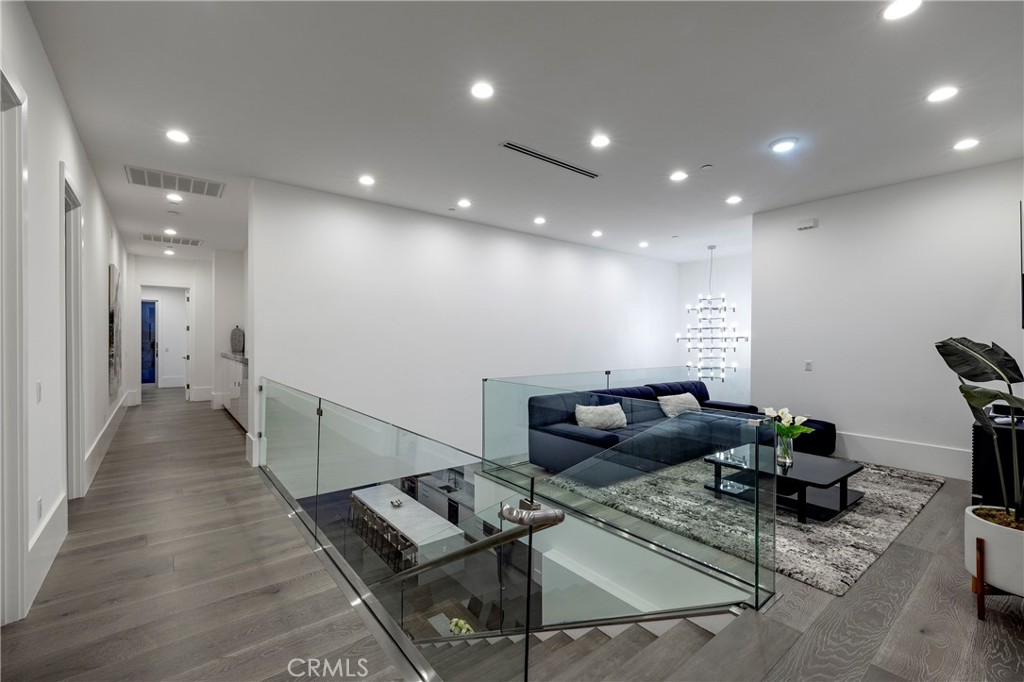 Mainland (HHML) - Residential