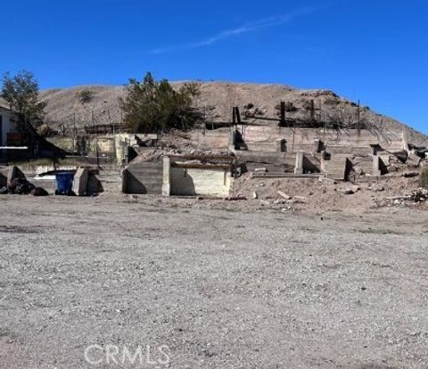 Photo of 310 D Street, Needles, CA 92363 (MLS # IG24252066) Photo of 310 D Street, Needles, CA 92363 (MLS # IG24252066)
