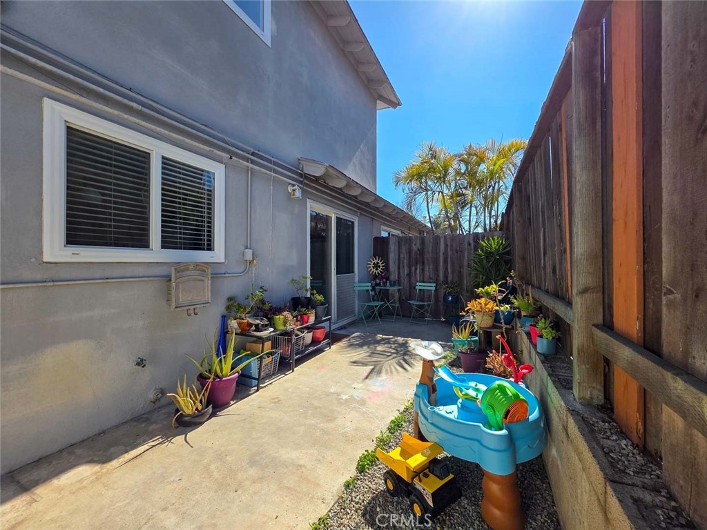 Costa Mesa Residential Income (CMRI) - Residential Income